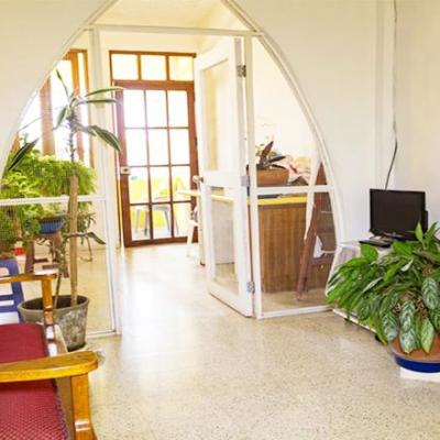 VENTA DE CASA DE 3 PISOS EN AV. ZARUMILLA